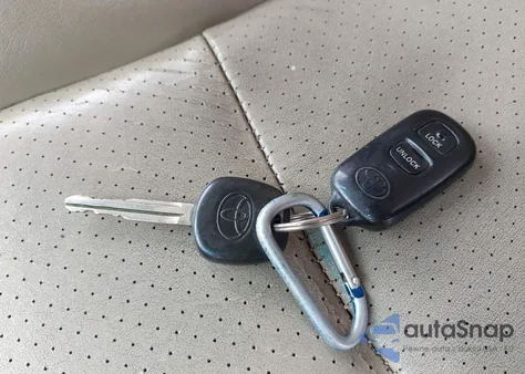 2004 Toyota Highlander Limited V6 from USA, damaged, VIN JTEEP21A740052361